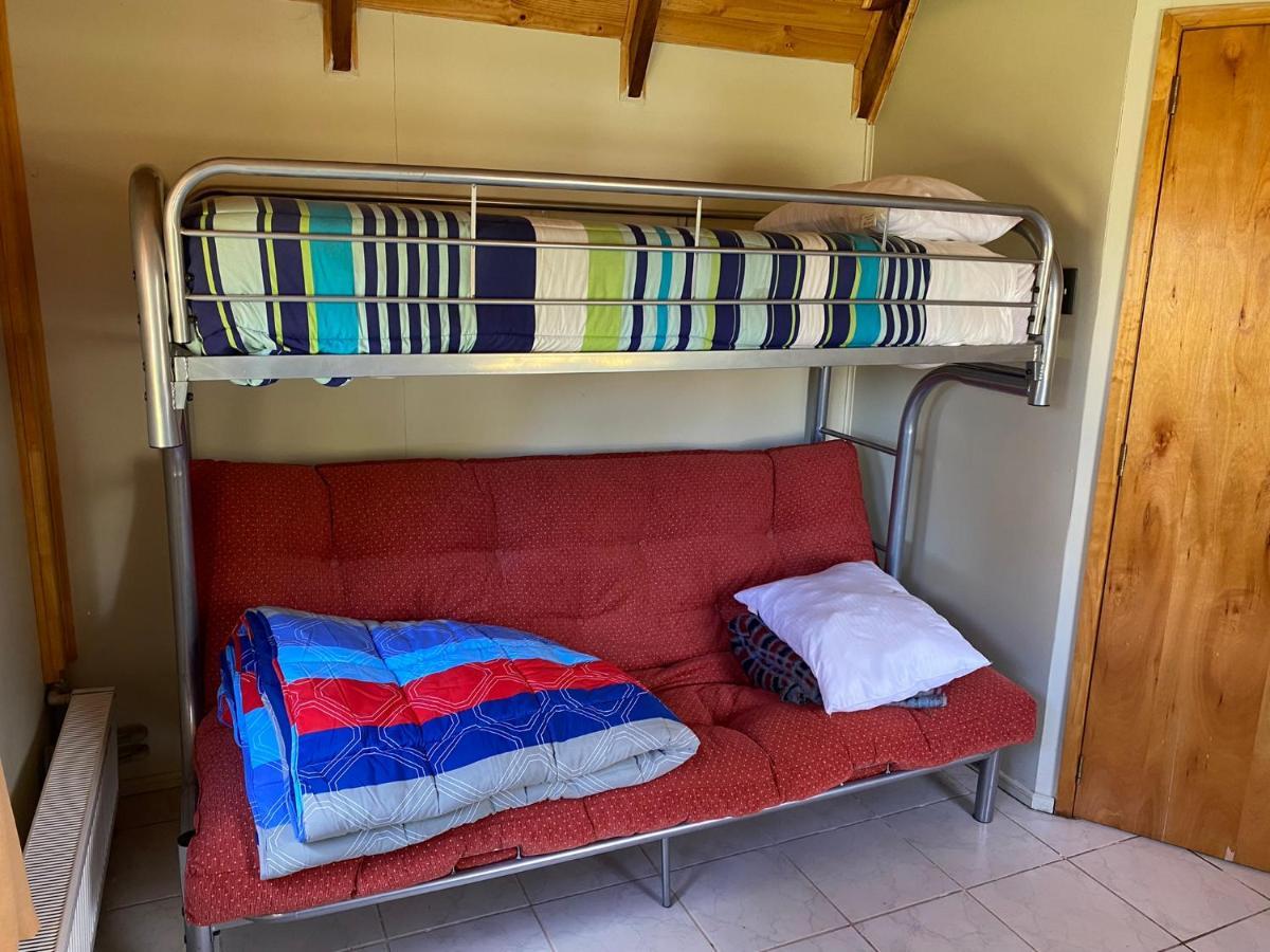 Hostal Los Pioneros Пуерто-Наталес Екстер'єр фото